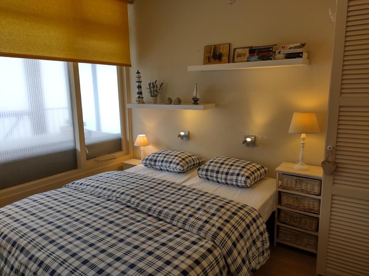 Апартаменты 'Sans Souci' Bed By The Sea Заутеланде Экстерьер фото